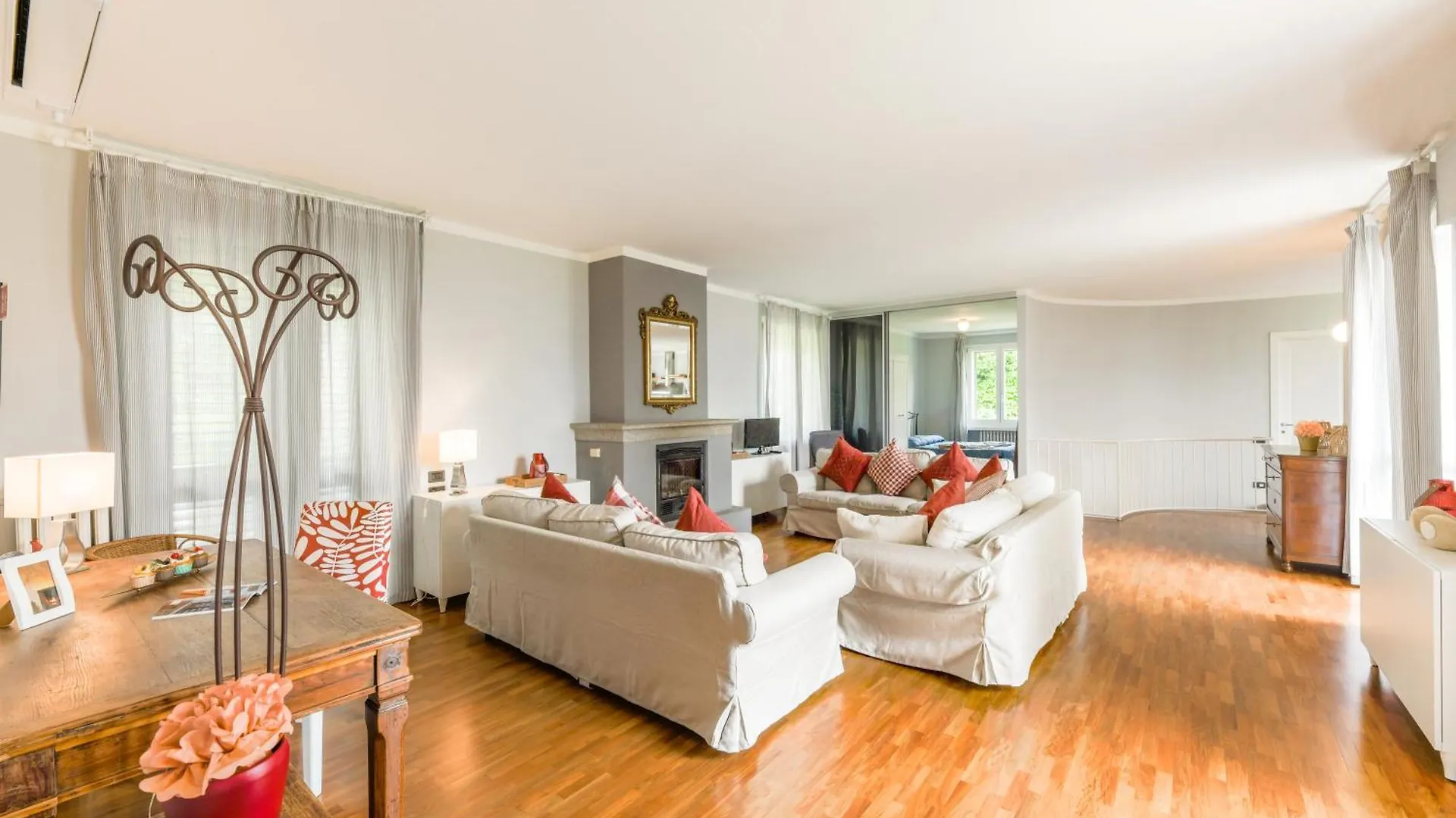 Villa Paola Tremezzo 0*,